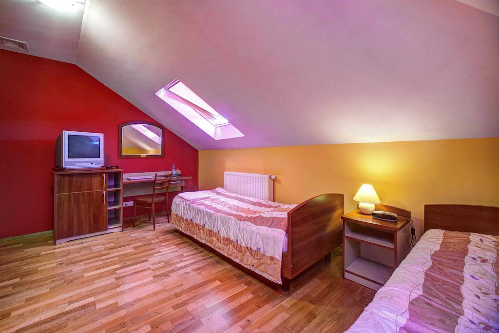 Bed and Breakfast Xavito Sanok Zimmer foto