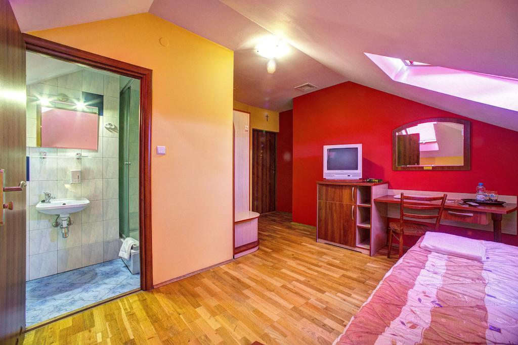 Bed and Breakfast Xavito Sanok Zimmer foto