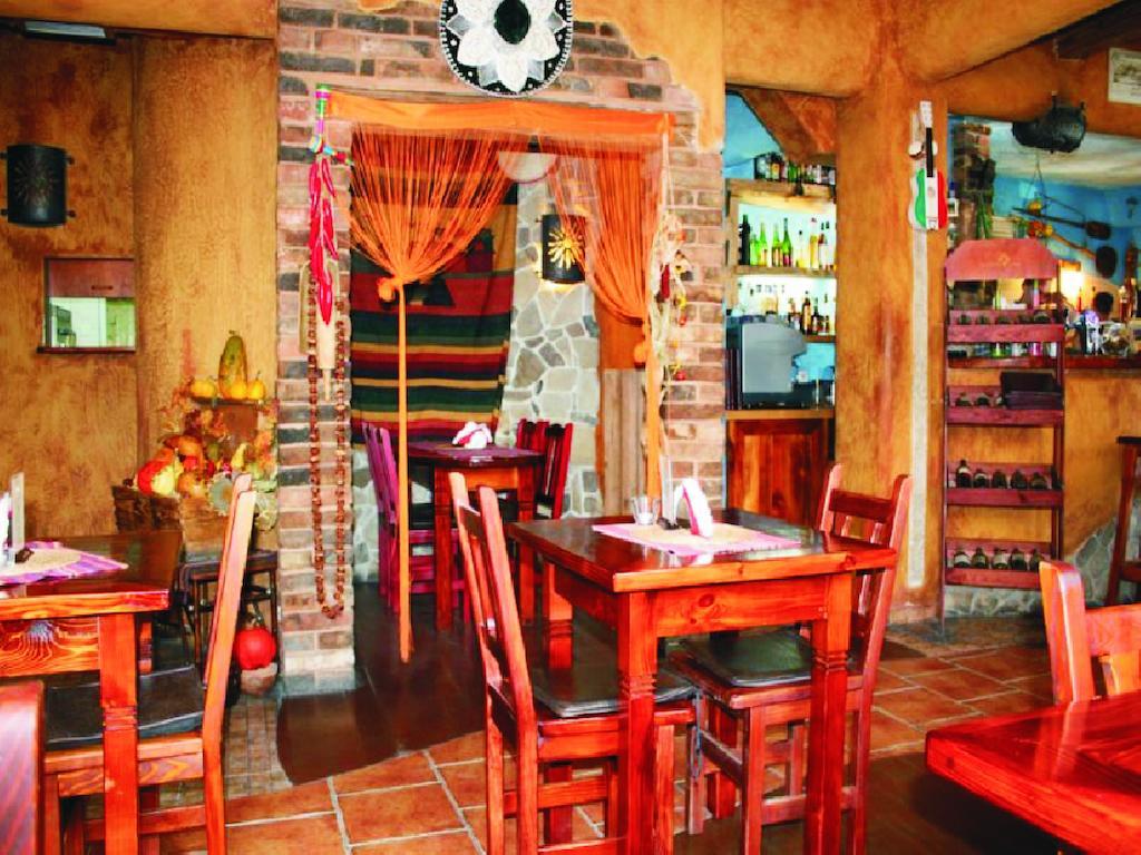 Bed and Breakfast Xavito Sanok Exterior foto